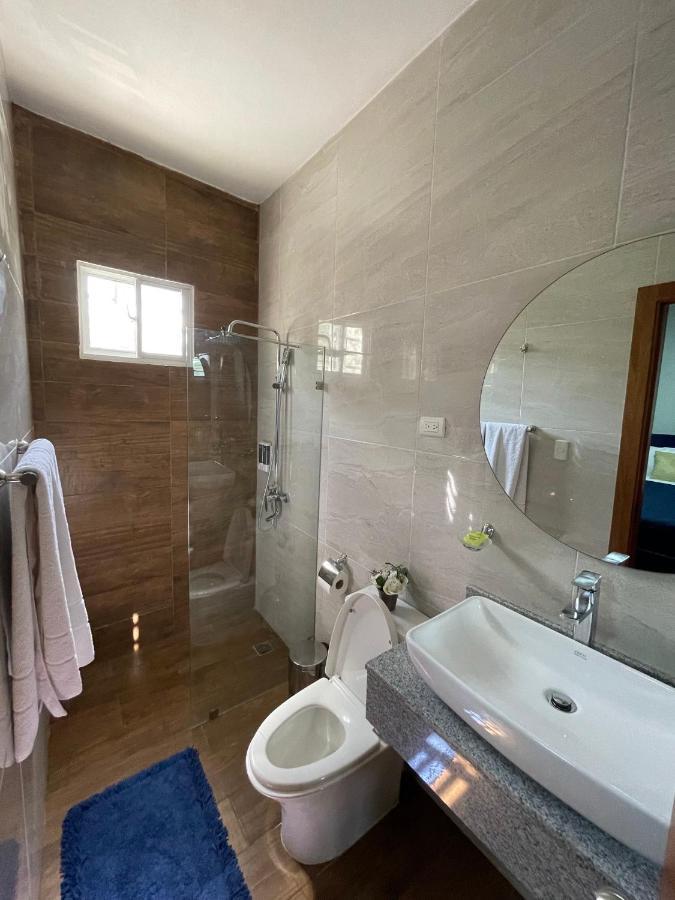 Hotel Monarca Higuey Bagian luar foto